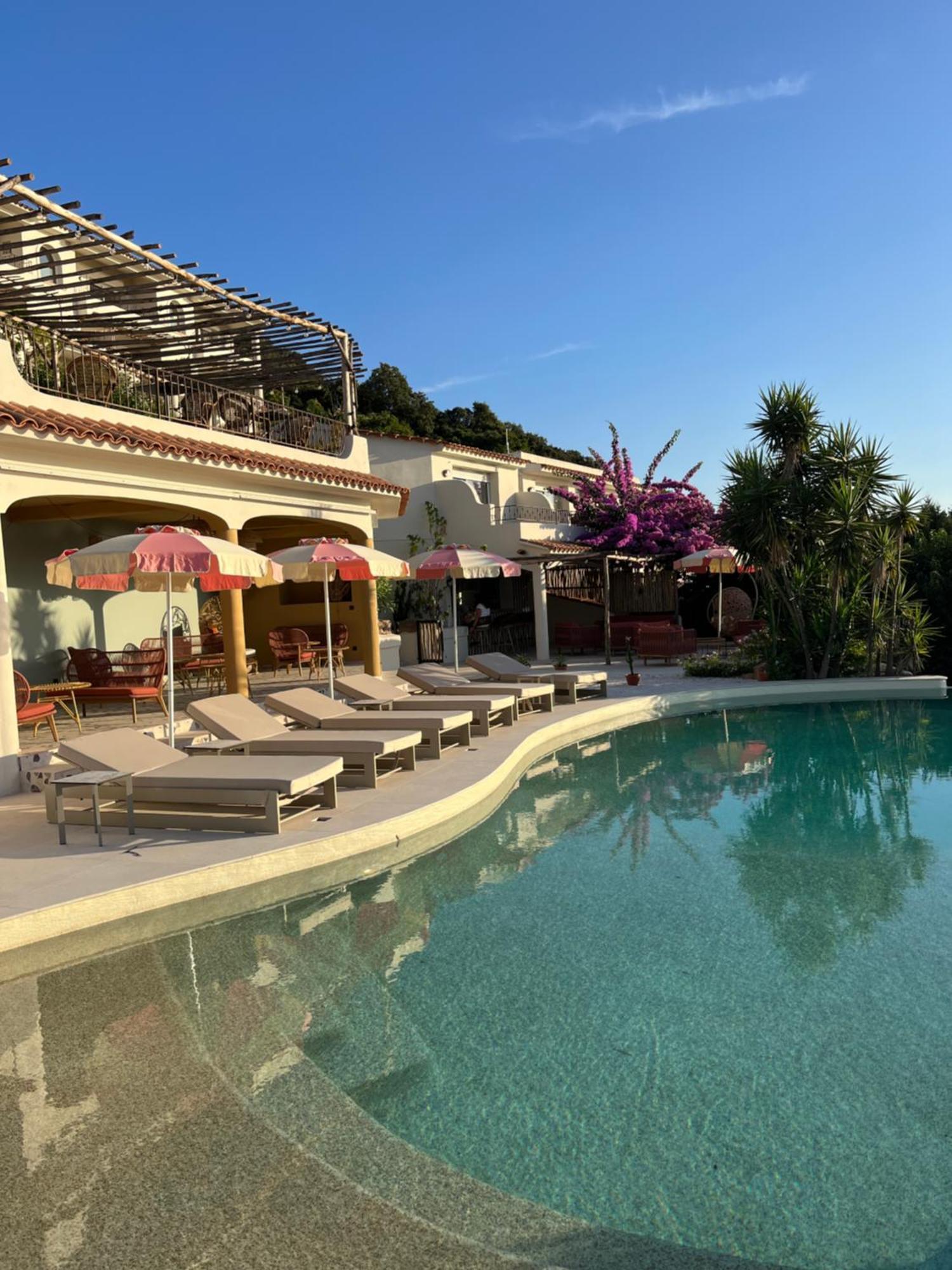 פורטו-וישיו Hotel Riva Beach מראה חיצוני תמונה